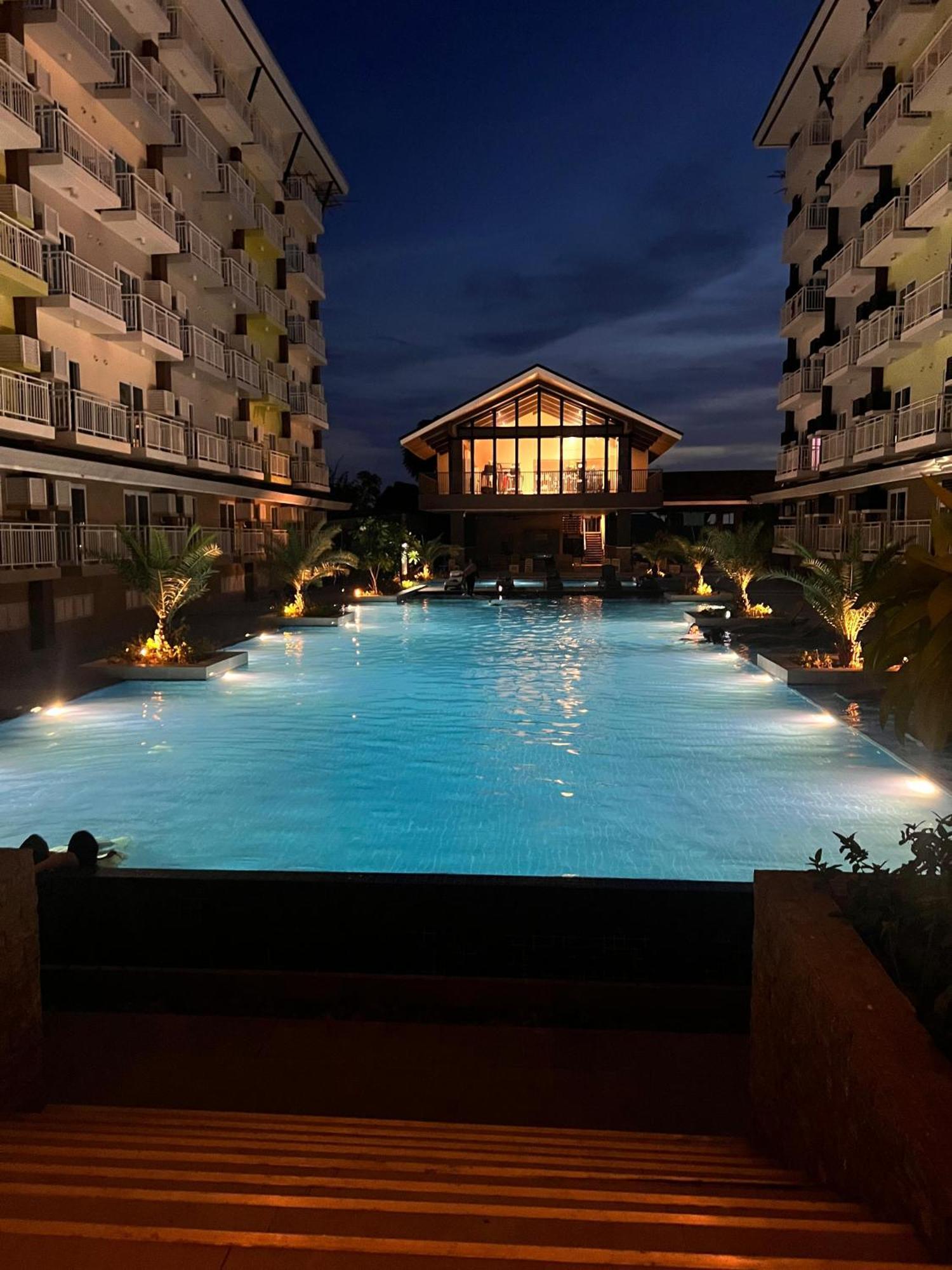 Vp - Amani Grand Resort Residences, 03 Minutes Away From Mactan Airport - Bldg B - Unit 522 Đảo Mactan Ngoại thất bức ảnh